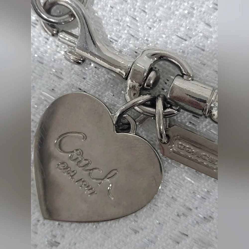 COACH BALL CHAIN HEART CHARM BRACELET. - Picture 3 of 8